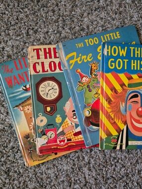 Vintage Wonder Books Bundle